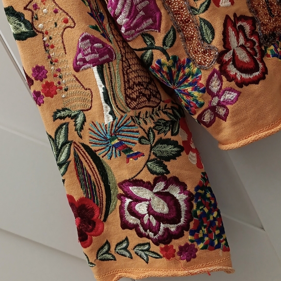 THEUGLYGIRL...TRUNK AND FUNK SWEATSHIRT..SIZE MEDIUM - Picture 3 of 9